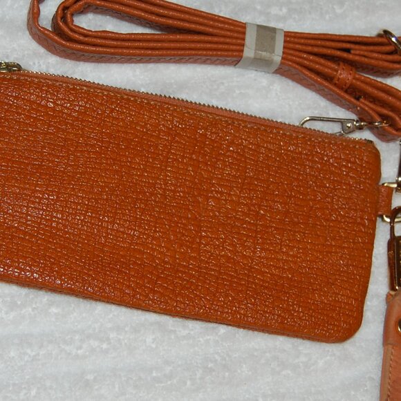 LAUDI VIDNI Rust Colored Leather Crossbody/Wristlet Purse - Picture 2 of 12